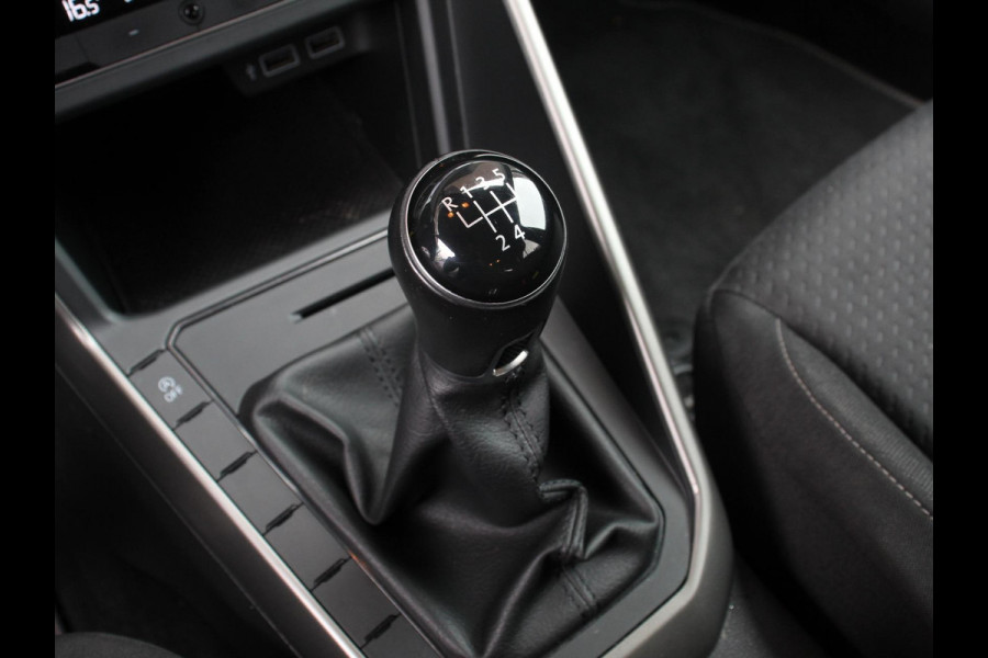 Volkswagen Polo 1.0 TSI Comfortline connect | Navigatie | Apple Carplay/Android Auto | Climate Control | Adaptive cruise Control | Stoelverwarming
