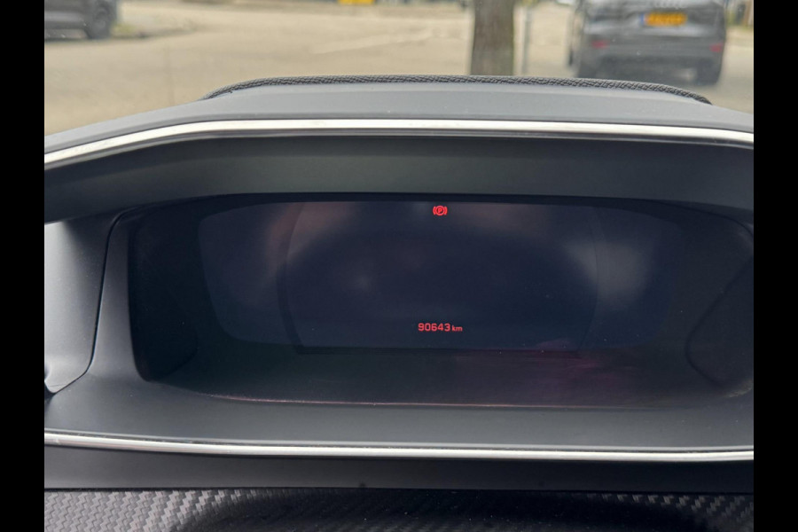 Peugeot 208 1.2 PureTech Allure - Navigatie/Apple I Airco I LED I PDC I Sport velgen I Dealer onderhouden