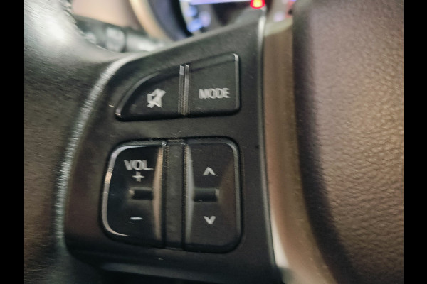 Suzuki Vitara 1.4 Boosterjet Select Automaat Rijklaar + 12 maanden Bovag-garantie Henk Jongen Auto's in Helmond,  al 50 jaar service zoals 't hoort!