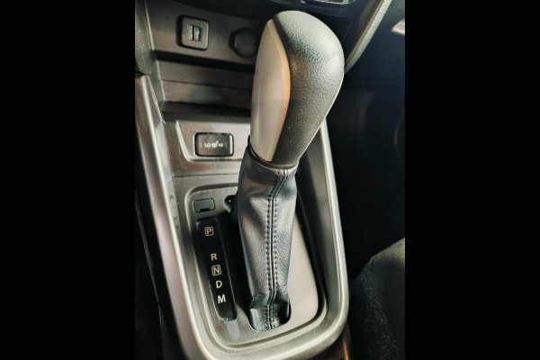 Suzuki Vitara 1.4 Boosterjet Select Automaat Rijklaar + 12 maanden Bovag-garantie Henk Jongen Auto's in Helmond,  al 50 jaar service zoals 't hoort!