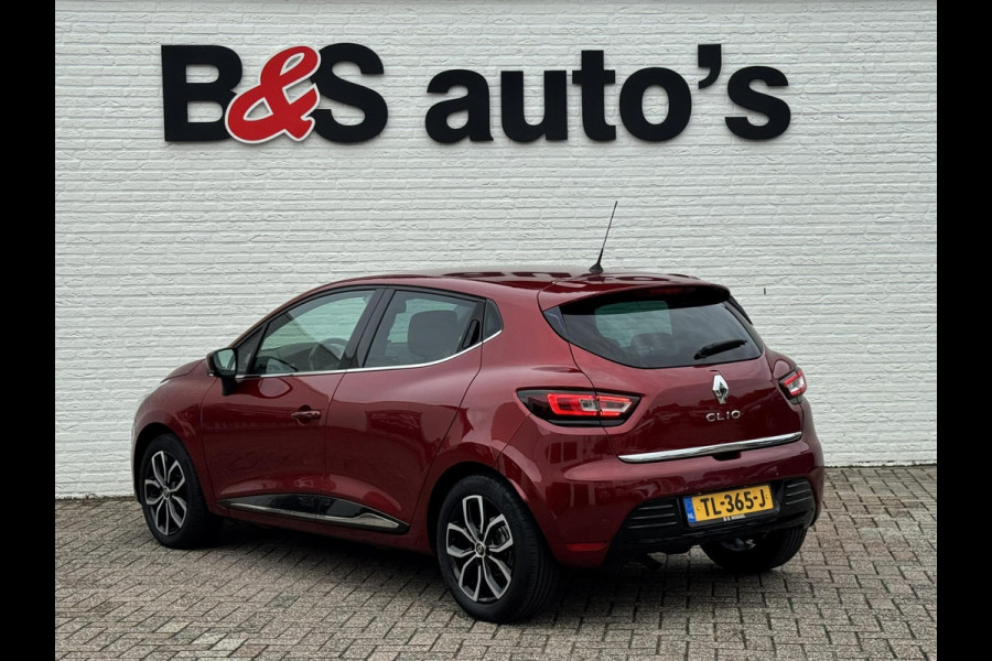 Renault Clio 0.9 TCe Intens Climate control Cruise control Bekleding half leer/half stof Parkeersensoren v/a plus camera