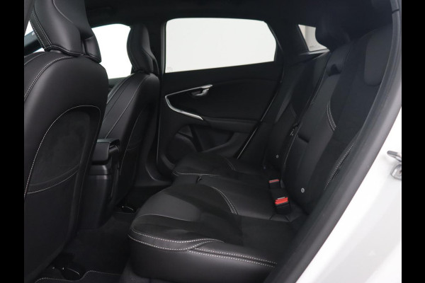 Volvo V40 1.5 T3 Polar+ Sport | Panoramadak | Stoelverwarming | Camera | Full LED | Navigatie | Park Assist | Harman/Kardon | Keyless | R Design