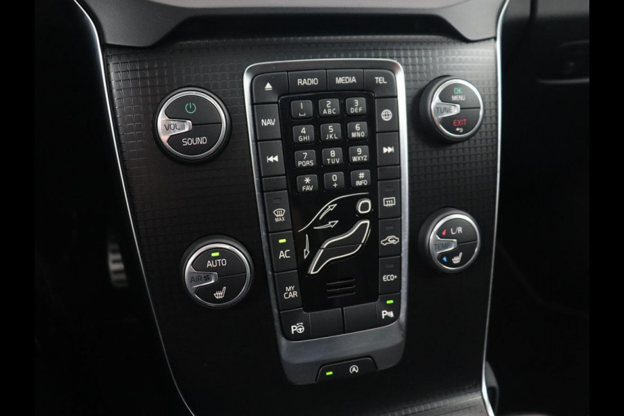 Volvo V40 1.5 T3 Polar+ Sport | Panoramadak | Stoelverwarming | Camera | Full LED | Navigatie | Park Assist | Harman/Kardon | Keyless | R Design