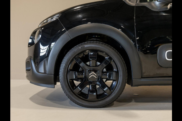 Citroën C3 1.2 PureTech Shine / 82pk / Trekhaak / Achteruitrij camera /