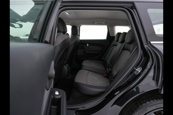 MINI Clubman 1.5 Cooper Chili (INCL-BTW) Aut. *LEATHER-MICROFIBRE | FULL-LED | KEYLESS | NAVI-FULLMAP | SPORT-SEATS | ECC | PDC | CRUISE | 18''ALU*