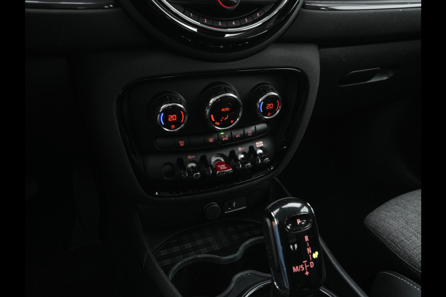 MINI Clubman 1.5 Cooper Chili (INCL-BTW) Aut. *LEATHER-MICROFIBRE | FULL-LED | KEYLESS | NAVI-FULLMAP | SPORT-SEATS | ECC | PDC | CRUISE | 18''ALU*