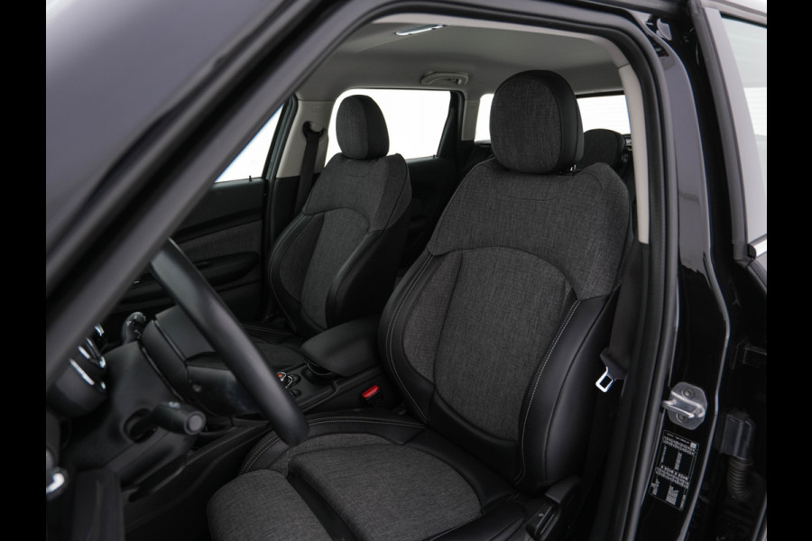 MINI Clubman 1.5 Cooper Chili (INCL-BTW) Aut. *LEATHER-MICROFIBRE | FULL-LED | KEYLESS | NAVI-FULLMAP | SPORT-SEATS | ECC | PDC | CRUISE | 18''ALU*