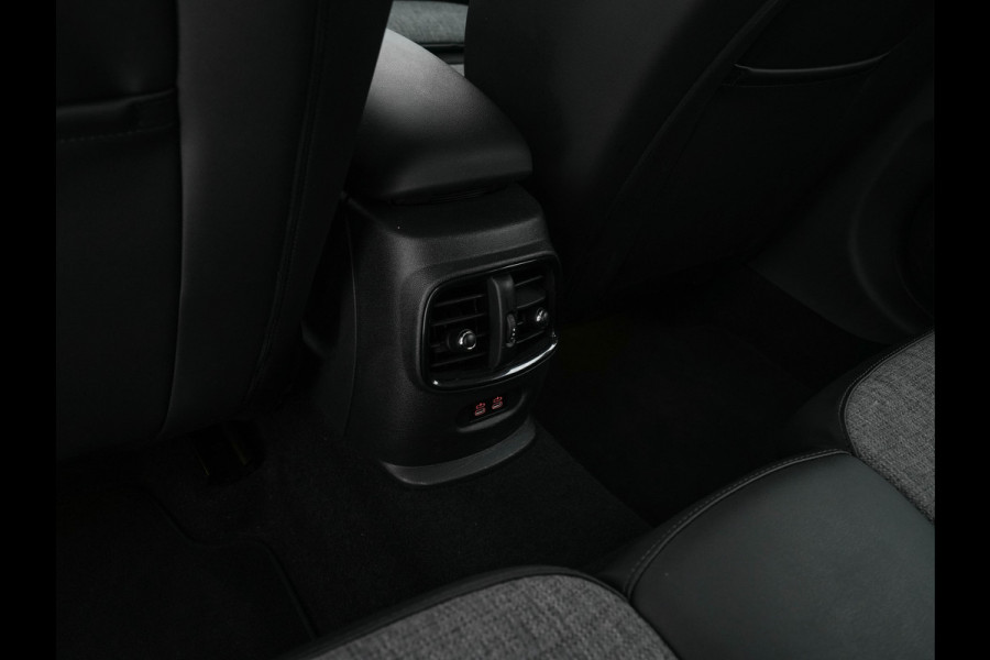 MINI Clubman 1.5 Cooper Chili (INCL-BTW) Aut. *LEATHER-MICROFIBRE | FULL-LED | KEYLESS | NAVI-FULLMAP | SPORT-SEATS | ECC | PDC | CRUISE | 18''ALU*