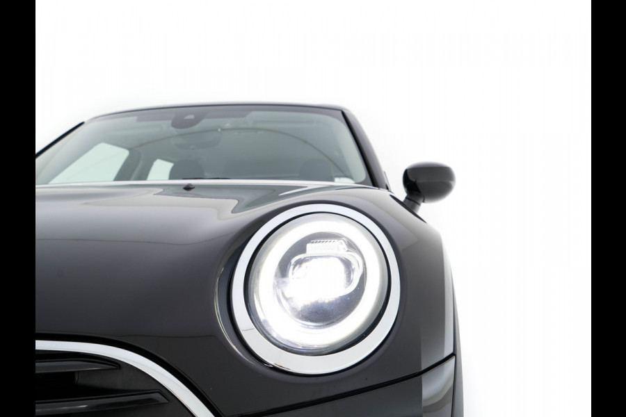 MINI Clubman 1.5 Cooper Chili (INCL-BTW) Aut. *LEATHER-MICROFIBRE | FULL-LED | KEYLESS | NAVI-FULLMAP | SPORT-SEATS | ECC | PDC | CRUISE | 18''ALU*