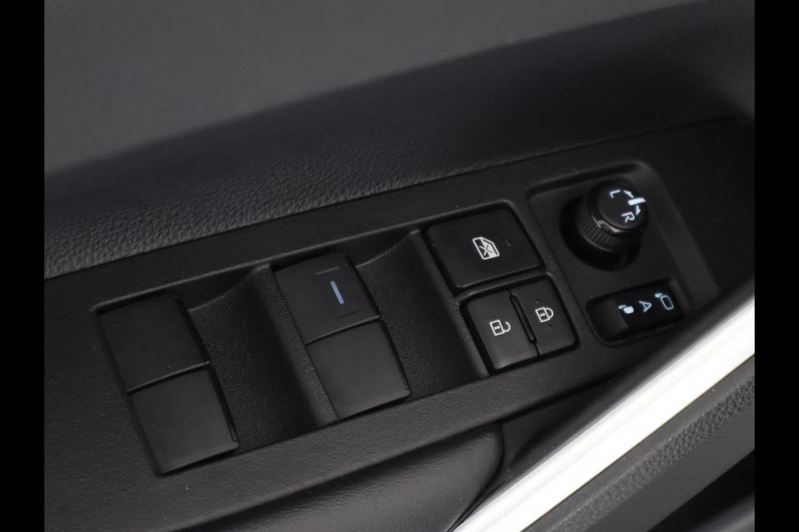 Toyota Corolla Cross Hybrid 140 Active | Stuur- & Stoelverwarming | Apple Carplay & AndriodAUTO | Navigatie