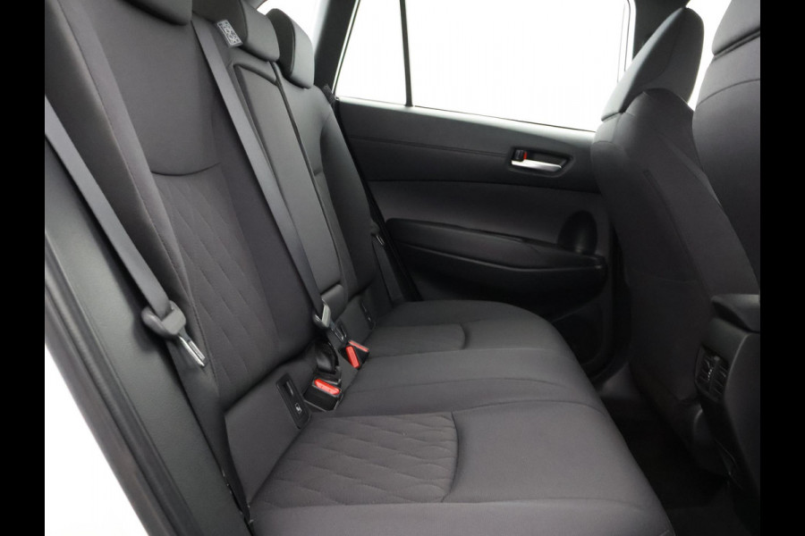Toyota Corolla Cross Hybrid 140 Active | Stuur- & Stoelverwarming | Apple Carplay & AndriodAUTO | Navigatie