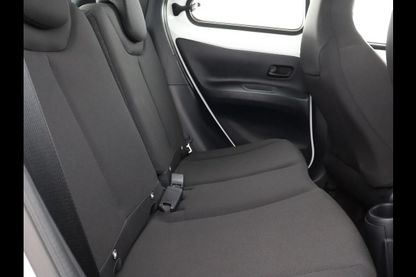 Toyota Aygo X 1.0 VVT-i MT Play | Apple Carplay & Android Auto | Adaptive Cruise Control | Cruise control