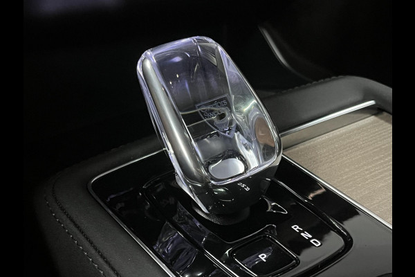 Volvo XC90 2.0 T8 Plug-in hybrid Plus Dark *Facelift* | Luchtvering | Open dak | Adapt. Cruise | Harman & Kardon | Google |