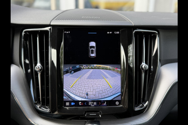 Volvo XC60 2.0 T6 340PK Plug-in hybrid AWD R-Design Facelift|Pano|H&K|Trekhaak|AutoPilot|20"