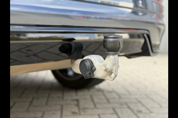 Volvo XC60 2.0 T6 340PK Plug-in hybrid AWD R-Design Facelift|Pano|H&K|Trekhaak|AutoPilot|20"