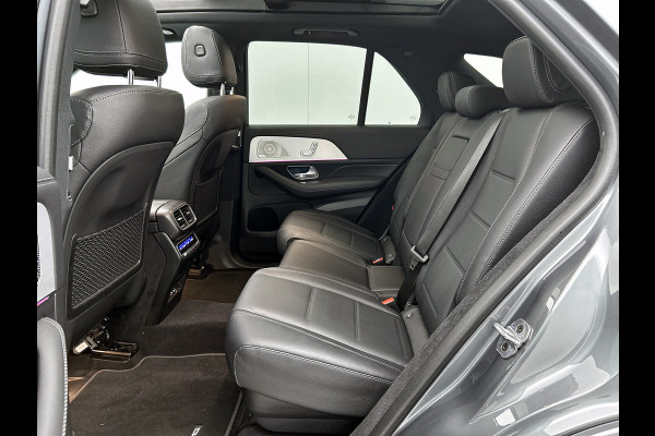 Mercedes-Benz GLE 400 e 4MATIC AMG Line Premium 5 dubbelspaaks lichtmetalen velgen |Panoramadak | Wide screen | Navigatie | alarm klasse 3+5 Parking support met 350 grade camera | Inclusief 24 maanden Mercedes-Benz Certified garantie voor Europa.