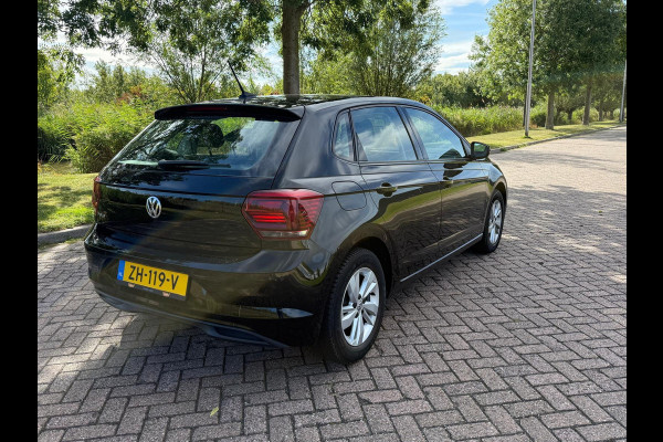 Volkswagen Polo 1.0 TSI Comfortline Prijs is een meeneemprijs van 13.950,- euro!
