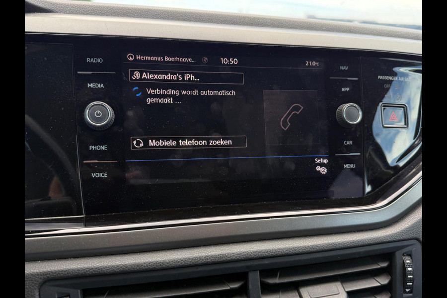 Volkswagen Polo 1.0 TSI Comfortline Prijs is een meeneemprijs van 13.950,- euro!