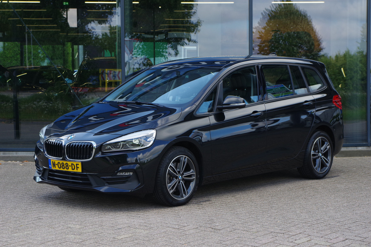 BMW 2 Serie Gran Tourer 218i BNS Edition 136 PK Automaat, Climate Control, Head-Up, LED BMW 2 Serie Gran Tourer 218i BNS Edition 136 PK Automaat, Climate Control, Head-Up, LED