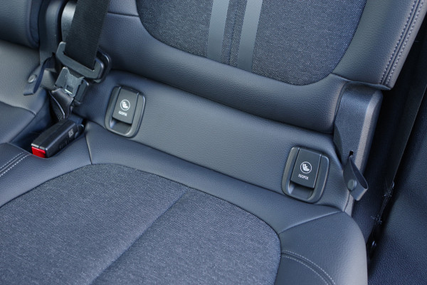 BMW 2 Serie Gran Tourer 218i BNS Edition 136 PK Automaat, Climate Control, Head-Up, LED
