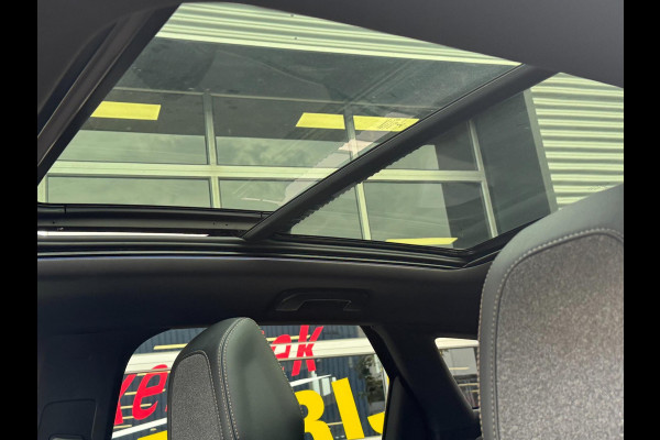 Peugeot 3008 1.2 PureTech GT Line - AUTOMAAT I Panorama dak I Navigatie I Airco I Sport velgen I LED / PDC I Dealer onderhouden