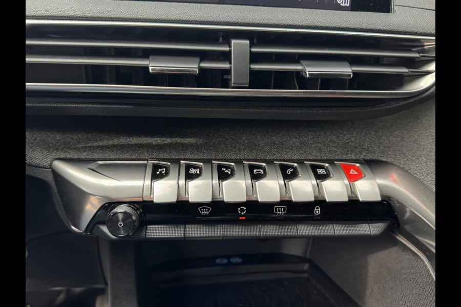 Peugeot 3008 1.2 PureTech GT Line - AUTOMAAT I Panorama dak I Navigatie I Airco I Sport velgen I LED / PDC I Dealer onderhouden