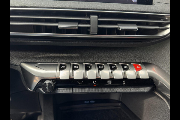 Peugeot 3008 1.2 PureTech GT Line - AUTOMAAT I Panorama dak I Navigatie I Airco I Sport velgen I LED / PDC I Dealer onderhouden