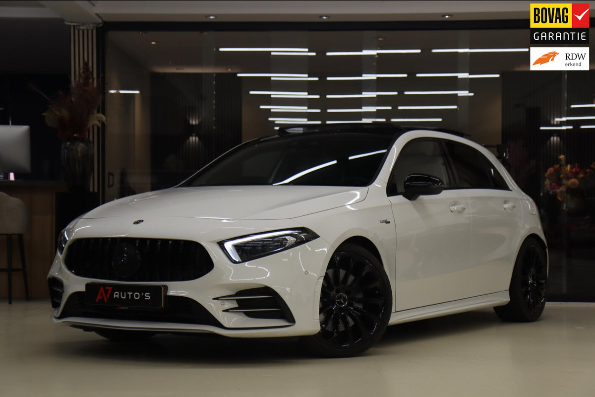 Mercedes-Benz A-Klasse AMG 35 4MATIC PANO/CAM/BURM/BLINDESPOT/NIGHTPAKET/BOMVOL