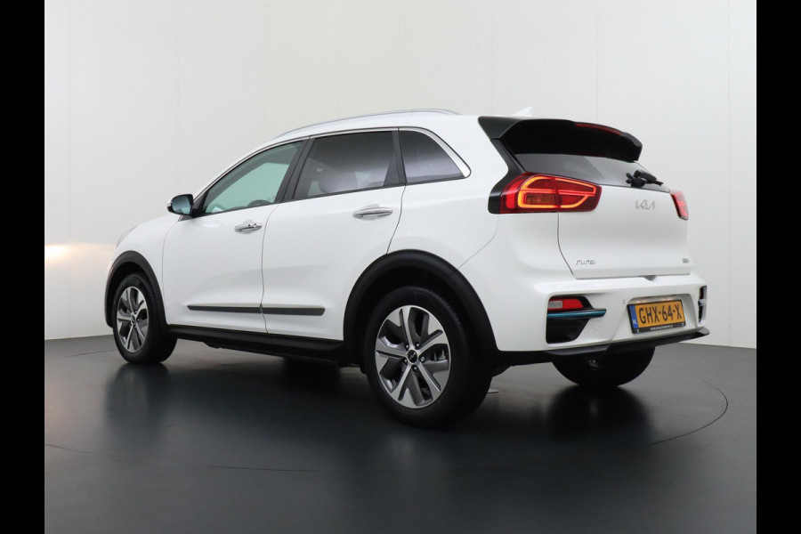 Kia e-Niro Edition 64 kWh VAN: 25.900,- VOOR 22.440,- UW HERFSTVOORDEEL: 3.460,- SOH 100% | recent onderhoud bij Kia gehad | Rijklaar + 12 mnd BOVAG garantie |