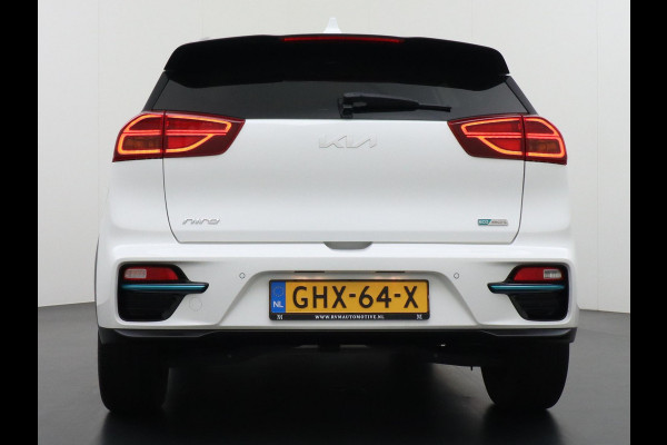 Kia e-Niro Edition 64 kWh VAN: 25.900,- VOOR 22.440,- UW HERFSTVOORDEEL: 3.460,- SOH 100% | recent onderhoud bij Kia gehad | Rijklaar + 12 mnd BOVAG garantie |