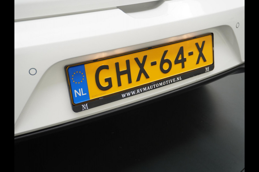 Kia e-Niro Edition 64 kWh VAN: 25.900,- VOOR 22.440,- UW HERFSTVOORDEEL: 3.460,- SOH 100% | recent onderhoud bij Kia gehad | Rijklaar + 12 mnd BOVAG garantie |