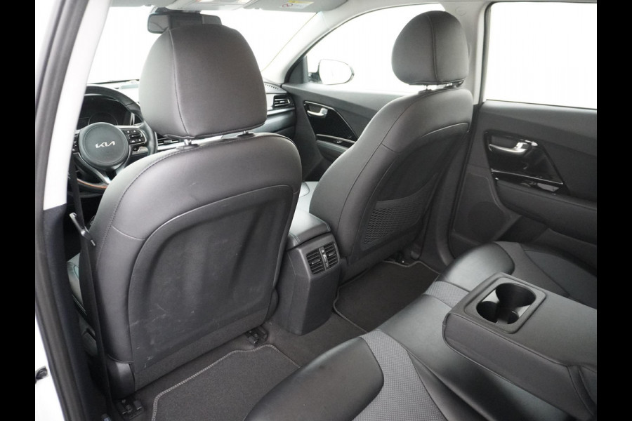 Kia e-Niro Edition 64 kWh VAN: 25.900,- VOOR 22.440,- UW HERFSTVOORDEEL: 3.460,- SOH 100% | recent onderhoud bij Kia gehad | Rijklaar + 12 mnd BOVAG garantie |