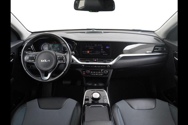 Kia e-Niro Edition 64 kWh VAN: 25.900,- VOOR 22.440,- UW HERFSTVOORDEEL: 3.460,- SOH 100% | recent onderhoud bij Kia gehad | Rijklaar + 12 mnd BOVAG garantie |