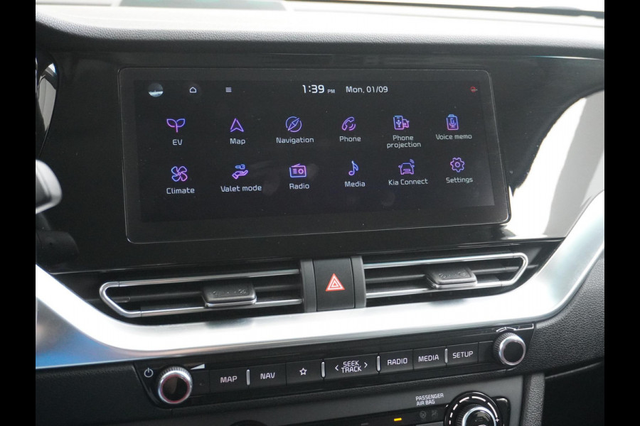 Kia e-Niro Edition 64 kWh VAN: 25.900,- VOOR 22.440,- UW HERFSTVOORDEEL: 3.460,- SOH 100% | recent onderhoud bij Kia gehad | Rijklaar + 12 mnd BOVAG garantie |