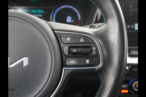 Kia e-Niro Edition 64 kWh VAN: 25.900,- VOOR 22.440,- UW HERFSTVOORDEEL: 3.460,- SOH 100% | recent onderhoud bij Kia gehad | Rijklaar + 12 mnd BOVAG garantie |
