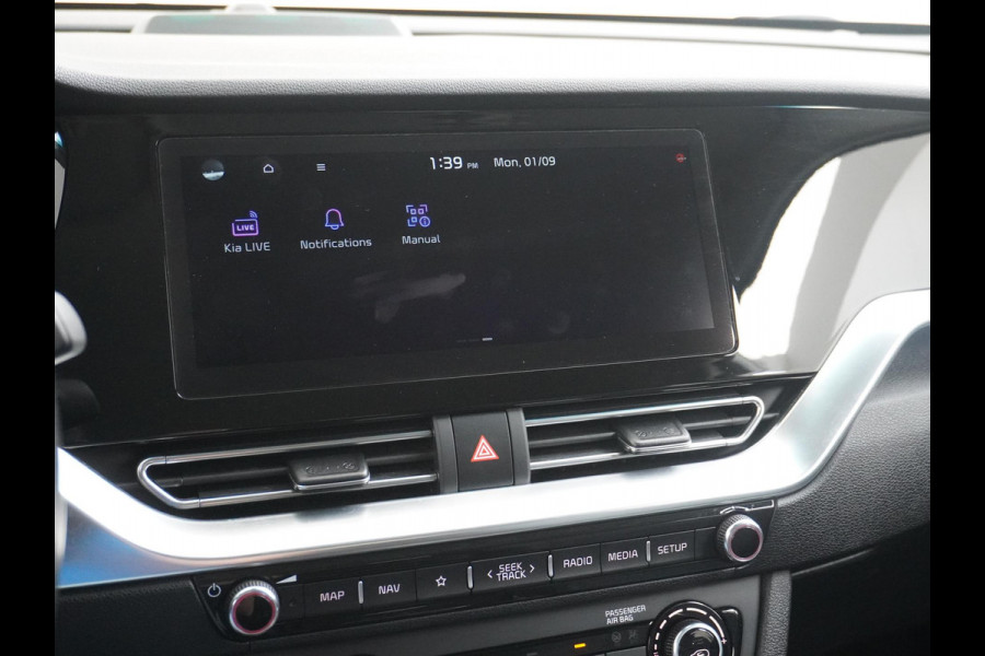 Kia e-Niro Edition 64 kWh VAN: 25.900,- VOOR 22.440,- UW HERFSTVOORDEEL: 3.460,- SOH 100% | recent onderhoud bij Kia gehad | Rijklaar + 12 mnd BOVAG garantie |