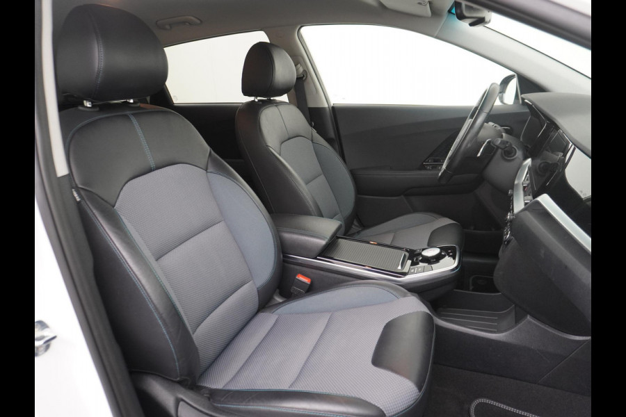 Kia e-Niro Edition 64 kWh VAN: 25.900,- VOOR 22.440,- UW HERFSTVOORDEEL: 3.460,- SOH 100% | recent onderhoud bij Kia gehad | Rijklaar + 12 mnd BOVAG garantie |