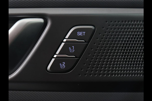 Hyundai IONIQ 1.6 GDI Hybrid Premium | Schuifdak | Stoelventilatie | Leder | Adaptive cruise | Infinity Sound | Camera | Carplay | Memory | Navigatie | Stoel & stuurverwarming