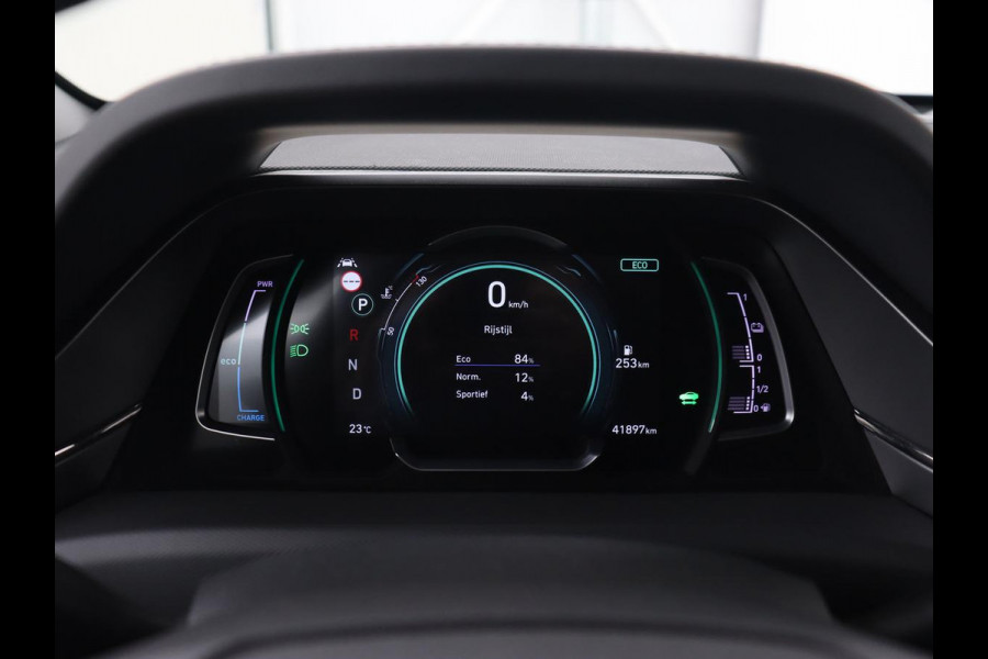 Hyundai IONIQ 1.6 GDI Hybrid Premium | Schuifdak | Stoelventilatie | Leder | Adaptive cruise | Infinity Sound | Camera | Carplay | Memory | Navigatie | Stoel & stuurverwarming