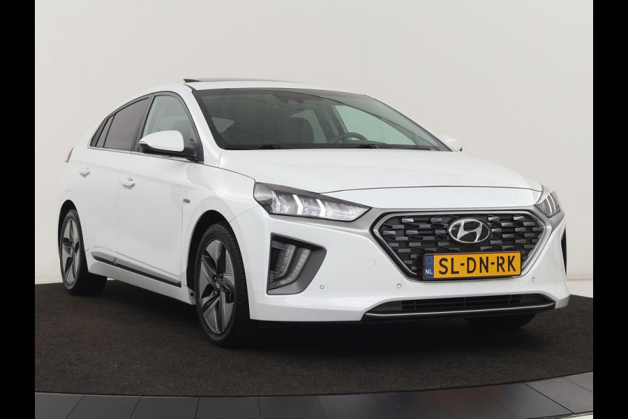 Hyundai IONIQ 1.6 GDI Hybrid Premium | Schuifdak | Stoelventilatie | Leder | Adaptive cruise | Infinity Sound | Camera | Carplay | Memory | Navigatie | Stoel & stuurverwarming