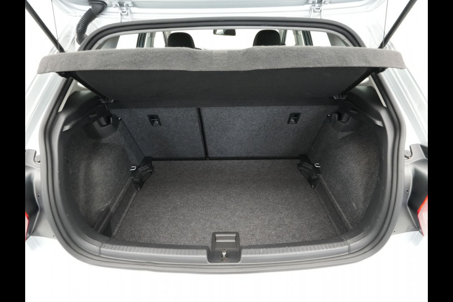 Volkswagen Polo 1.0 TSI 95pk Comfortline Business Navigatie Pdc Acc Park Assist Clima Carplay 106