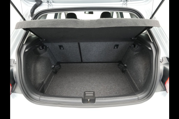 Volkswagen Polo 1.0 TSI 95pk Comfortline Business Navigatie Pdc Acc Park Assist Clima Carplay 106