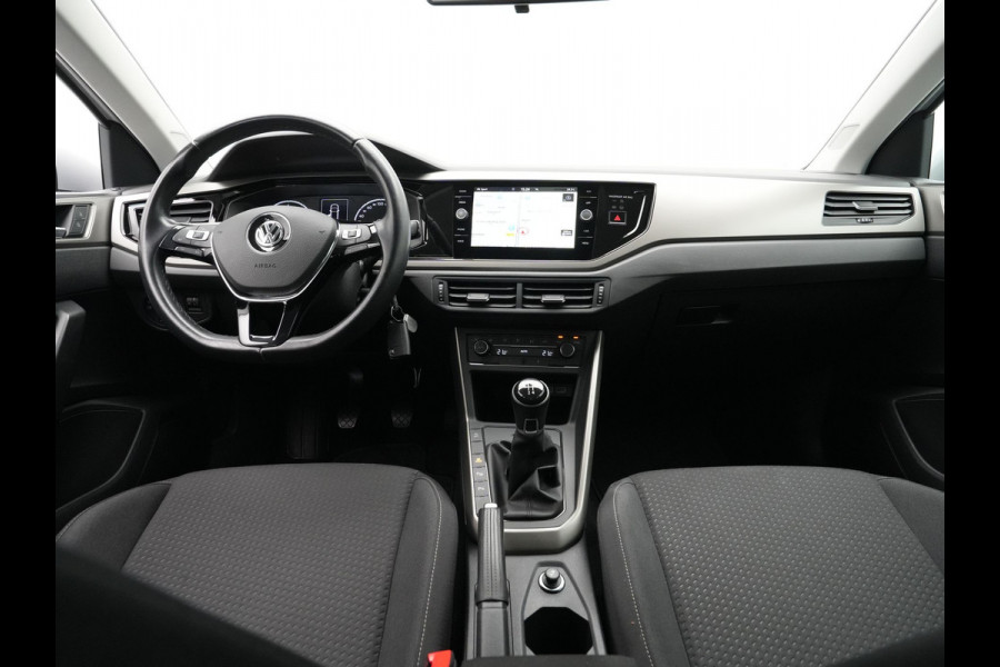 Volkswagen Polo 1.0 TSI 95pk Comfortline Business Navigatie Pdc Acc Park Assist Clima Carplay 106