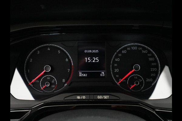Volkswagen Polo 1.0 TSI 95pk Comfortline Business Navigatie Pdc Acc Park Assist Clima Carplay 106