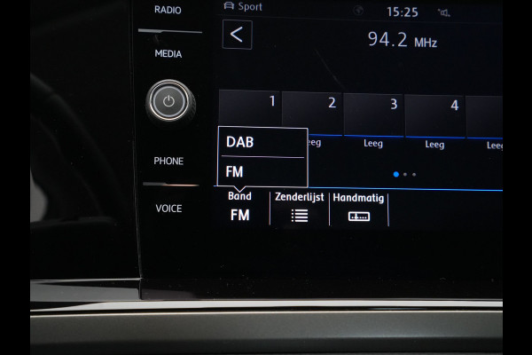 Volkswagen Polo 1.0 TSI 95pk Comfortline Business Navigatie Pdc Acc Park Assist Clima Carplay 106