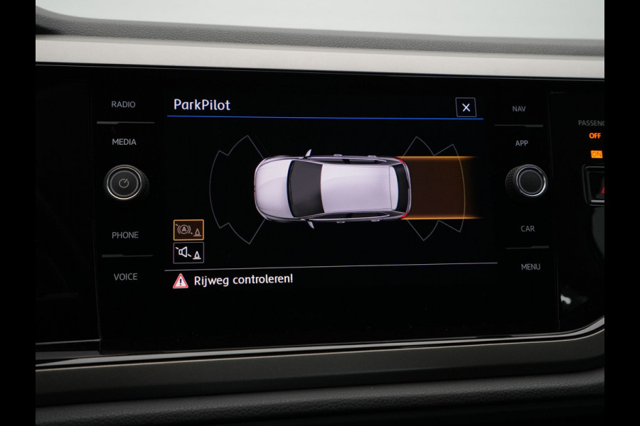 Volkswagen Polo 1.0 TSI 95pk Comfortline Business Navigatie Pdc Acc Park Assist Clima Carplay 106