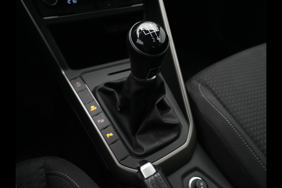 Volkswagen Polo 1.0 TSI 95pk Comfortline Business Navigatie Pdc Acc Park Assist Clima Carplay 106
