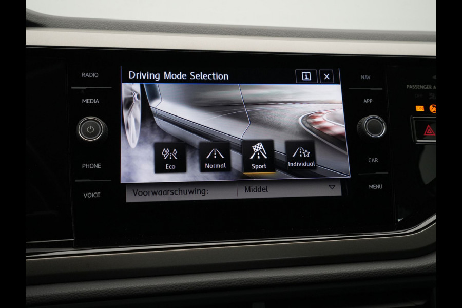 Volkswagen Polo 1.0 TSI 95pk Comfortline Business Navigatie Pdc Acc Park Assist Clima Carplay 106