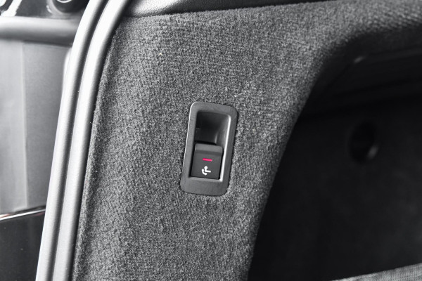Audi A6 Avant 55 TFSI quattro Design Pro Line Plus. Luchtvering, Massage, Koeling, Softcl, ACC, Memory, 360 3D, Keyless, Trekhaak!