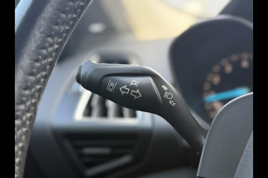 Ford Kuga 1.5 EcoBoost Titanium 2e Eigenaar,Dealer Onderhouden,Leder,Navi,Camera,Clima,Cruise,Stoelverwarming,6 Bak,150pk,Nieuwe Apk bij Aflevering